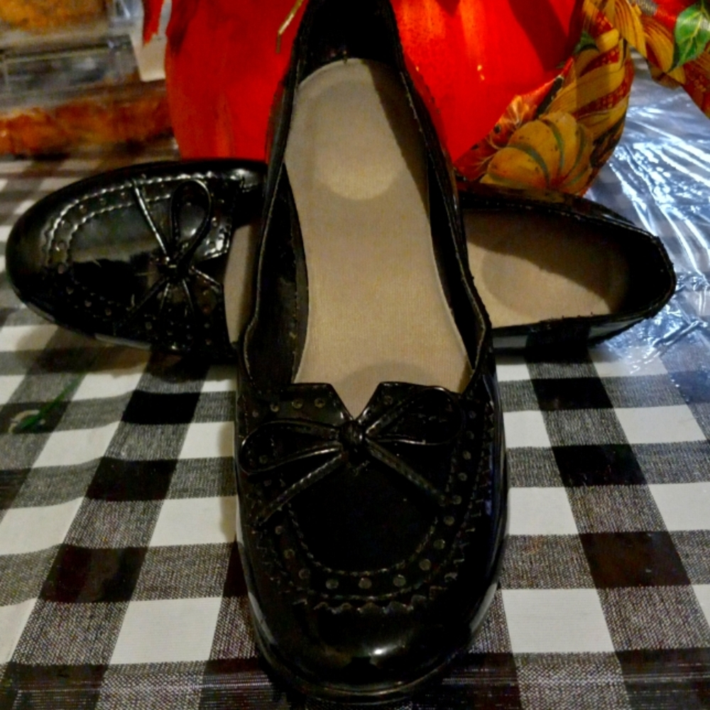 WOMEN'S RAMPAGE PUMPS